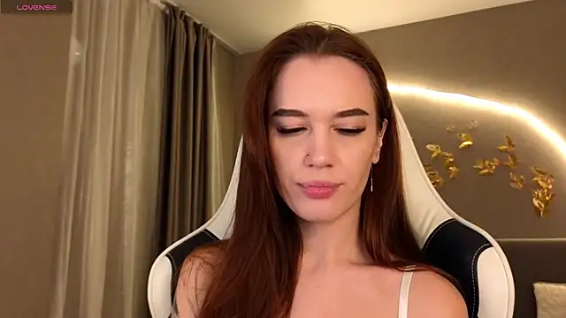 Snapshot of BBabyShark chatting on 11.01.25 BBabyShark online show from 11.01.25