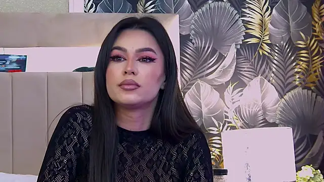 Snapshot of reyabaines chatting on 03.13.25 reyabaines online show from 03.13.25