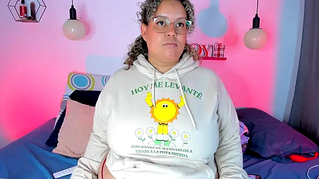 monicabbw  online show from 02.28.25