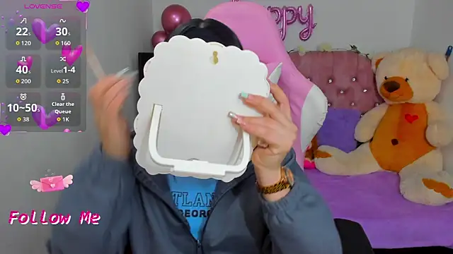 karla cute01 online show from 10.18.25