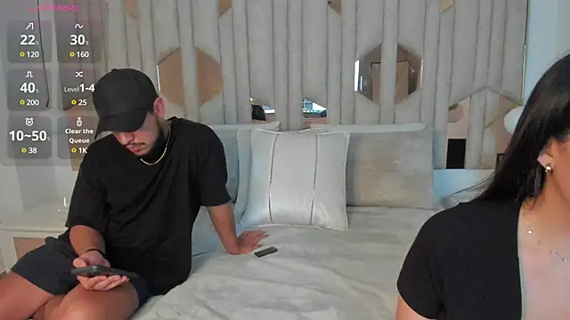 Snapshot of 1m_valery chatting on 03.05.25 1m valery online show from 03.05.25