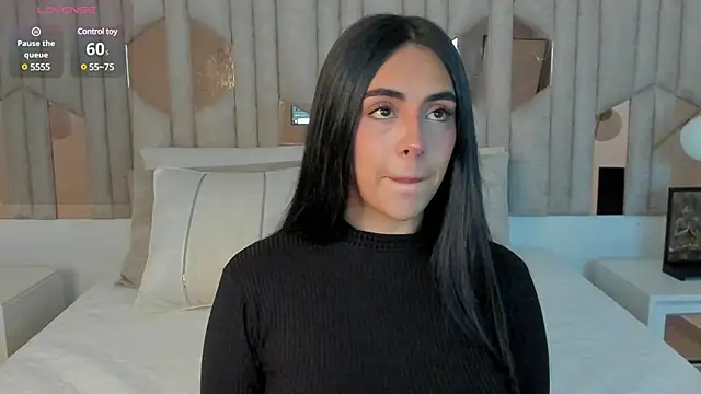 Snapshot of 1m_valery chatting on 03.07.25 1m valery online show from 03.07.25