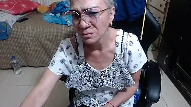 Snapshot of Giorgia_xue53 chatting on 03.01.26 Giorgia xue53 online show from 03.01.26