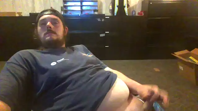 Snapshot of daddysmalldick502 chatting on 06.11.26 daddysmalldick502 online show from 06.11.26