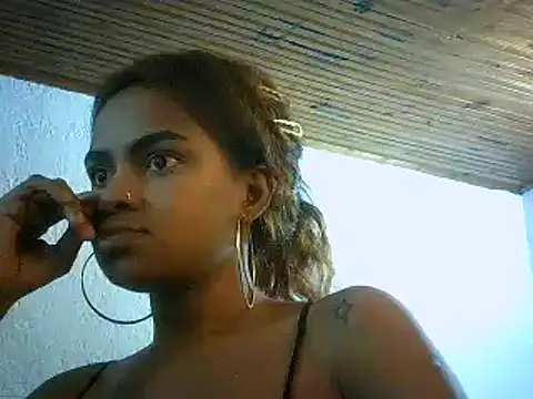 Snapshot of Bellabeltrann chatting on 03.03.25 Bellabeltrann online show from 03.03.25