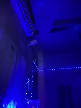 HoneyBuns 05 online show from 02.08.25