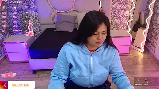 Snapshot of Mellani_tay chatting on 02.07.25 Mellani tay online show from 02.07.25