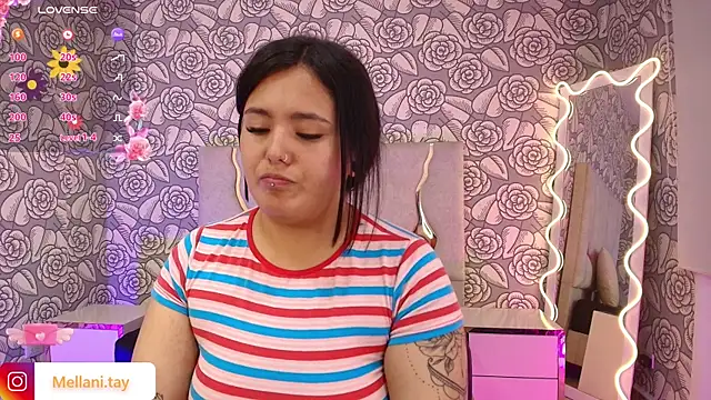 Snapshot of Mellani_tay chatting on 02.07.25 Mellani tay online show from 02.07.25