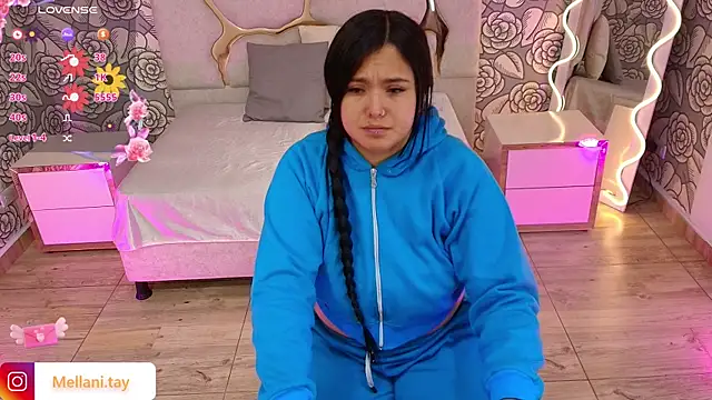 Snapshot of Mellani_tay chatting on 02.09.25 Mellani tay online show from 02.09.25