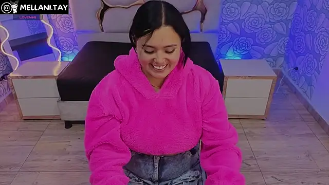 Snapshot of Mellani_tay chatting on 11.09.25 Mellani tay online show from 11.09.25