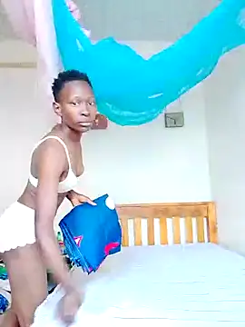 LOVELY-2BERRY online show from 02.07.25