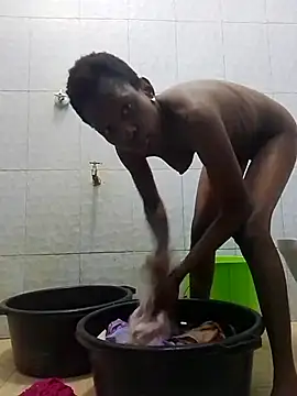 LOVELY-2BERRY online show from 09.28.25