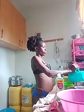 LOVELY-2BERRY online show from 11.14.25