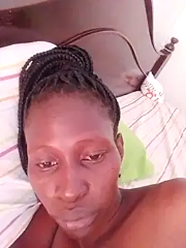 Snapshot of LOVELY-2BERRY chatting on 03.06.26 LOVELY-2BERRY online show from 03.06.26