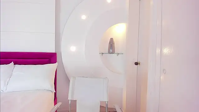 AliceHanz online show from 01.08.25