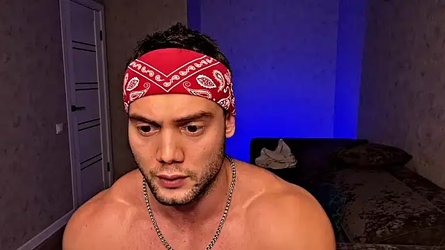 Snapshot of Hasan_Muscle_ chatting on 12.27.24 Hasan Muscle online show from 12.27.24