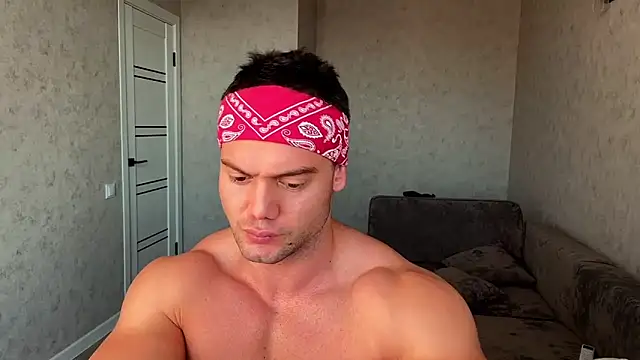 Snapshot of Hasan_Muscle_ chatting on 01.09.25 Hasan Muscle online show from 01.09.25