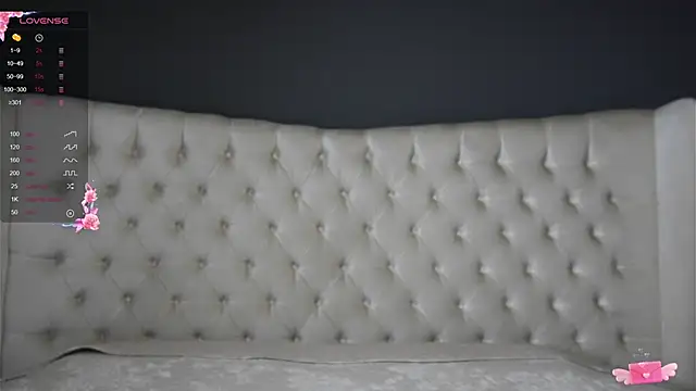 nichole bree  online show from 02.28.25