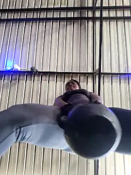 Berry Bans online show from 03.19.25