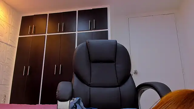 Charlotte Ice1 online show from 10.29.25