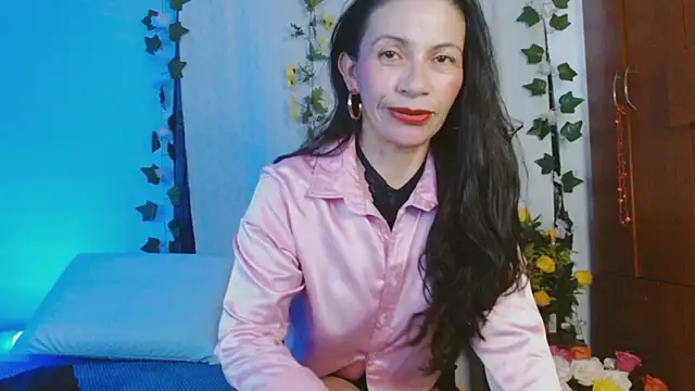 Snapshot of cattaleya1476 chatting on 03.05.25 cattaleya1476 online show from 03.05.25