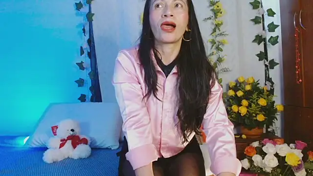 Snapshot of cattaleya1476 chatting on 03.05.25 cattaleya1476 online show from 03.05.25