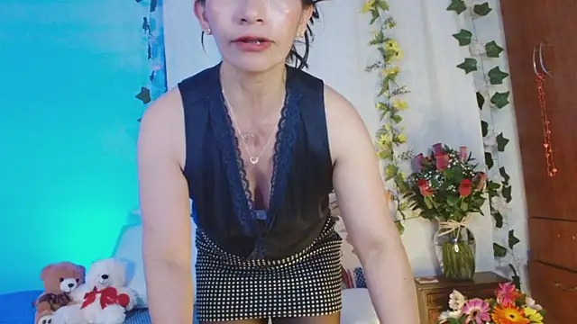 Snapshot of cattaleya1476 chatting on 03.10.25 cattaleya1476 online show from 03.10.25