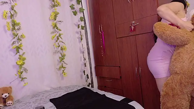 Snapshot of cattaleya1476 chatting on 11.03.25 cattaleya1476 online show from 11.03.25