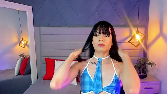 Snapshot of LadyLuminary chatting on 10.10.25 LadyLuminary online show from 10.10.25