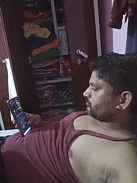 Snapshot of Desi_Couple32 chatting on 06.16.26 Desi Couple32 online show from 06.16.26
