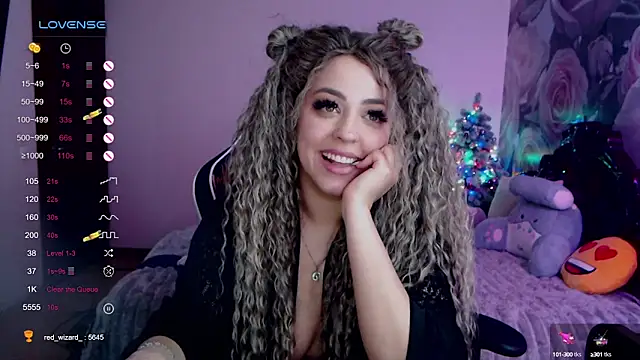 Snapshot of _Just_a_queen_3 chatting on 01.15.25 Just a queen 3 online show from 01.15.25