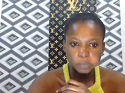 Snapshot of fire_waiste_ chatting on 06.19.26 fire waiste online show from 06.19.26