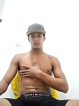 Demiansteven2 online show from 12.14.24