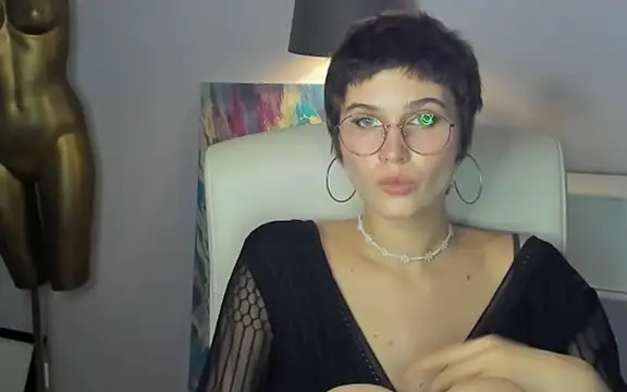 sarah perfect online show from 09.18.25