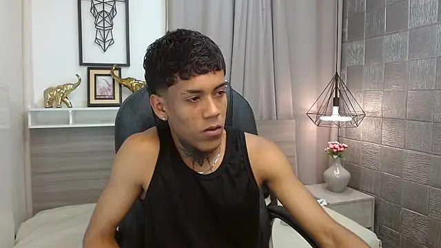 Snapshot of Alan_Cute18 chatting on 02.17.26 Alan Cute18 online show from 02.17.26