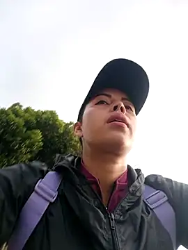  andrea30 online show from 10.20.25