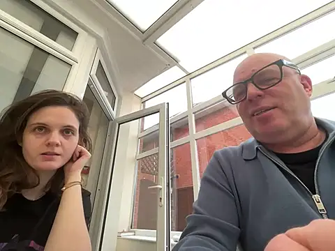 Snapshot of EllieDay chatting on 01.13.26 EllieDay online show from 01.13.26