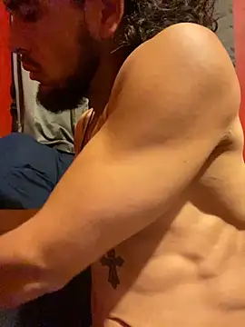 Snapshot of Desleche chatting on 12.23.24 Desleche online show from 12.23.24