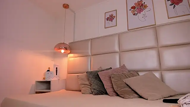 Aily Yozuko online show from 03.07.25