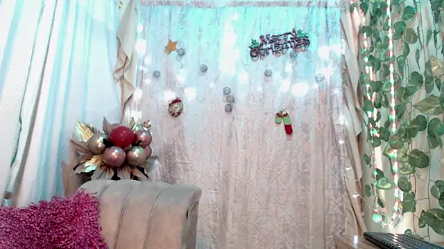 nicollejordan1 online show from 12.14.24