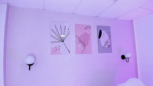 GENNESIS LOVE online show from 12.18.24