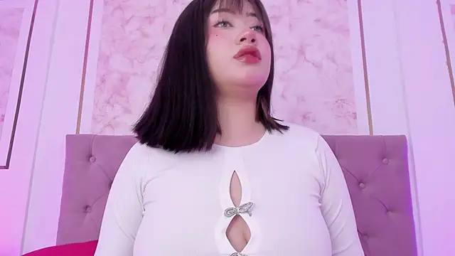 GENNESIS LOVE online show from 01.17.26