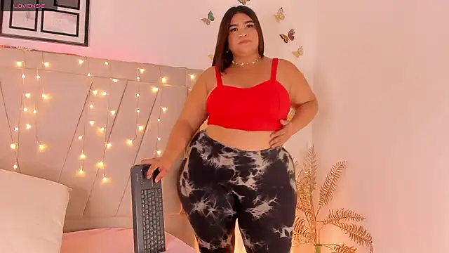 Snapshot of sienna_marie chatting on 12.03.24 sienna marie online show from 12.03.24