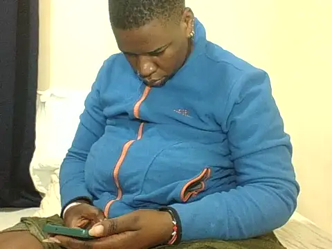 SexyTirries13 online show from 10.11.25