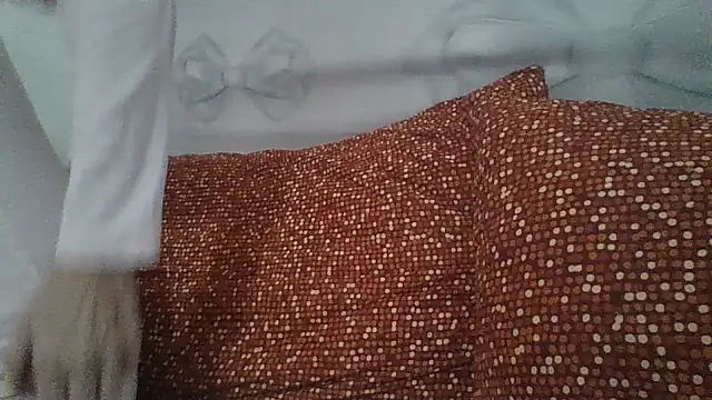 MarikaMilff online show from 10.11.25