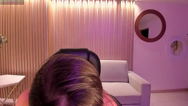 DonnaStonne online show from 10.05.25