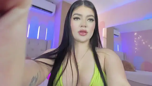 Mariana Baez online show from 09.27.25