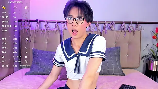 Snapshot of cherryy_boy chatting on 07.14.26 cherryy boy online show from 07.14.26