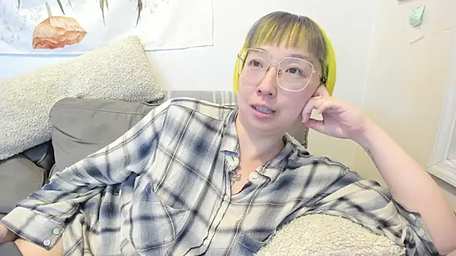 luxgray online show from 02.23.26