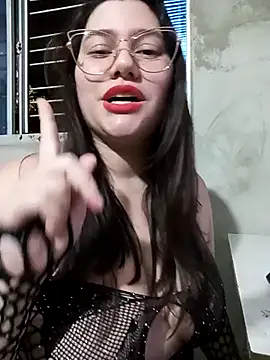 Snapshot of ariana_d20 chatting on 03.18.25 ariana d20 online show from 03.18.25